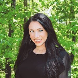 Meet your Posher, Anna j.